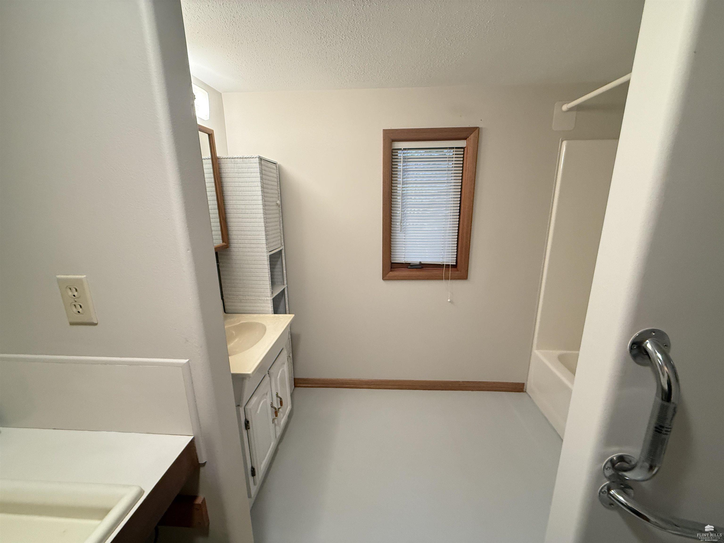 227 Blunt Street