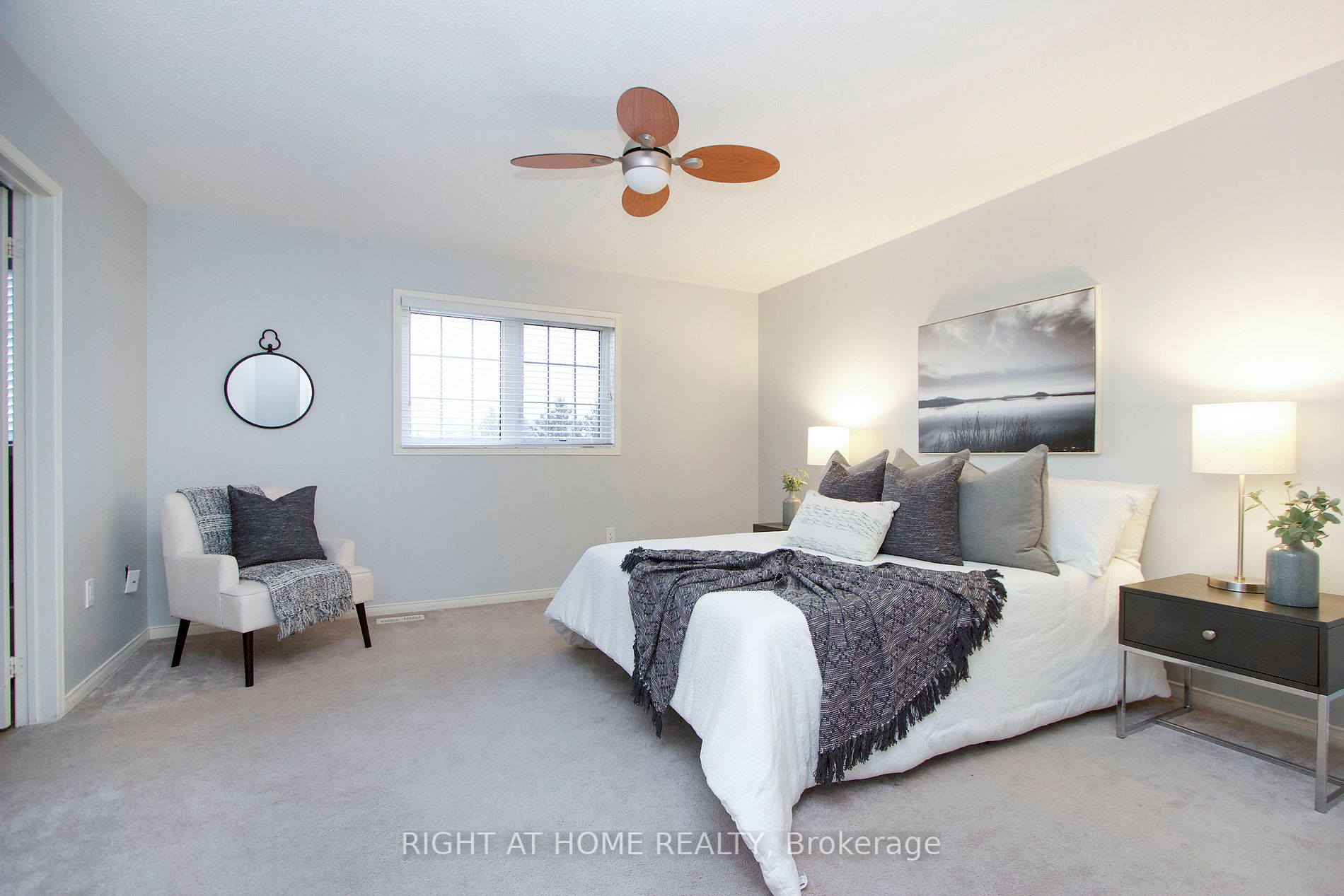 1072 Edward Bolton Cres