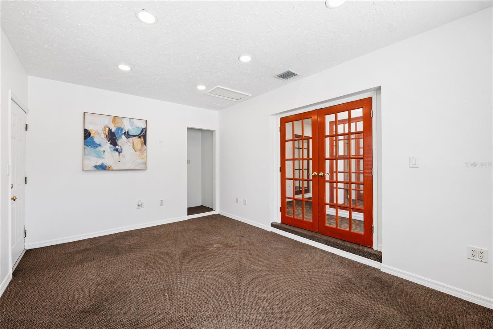 1304 W Fletcher Avenue