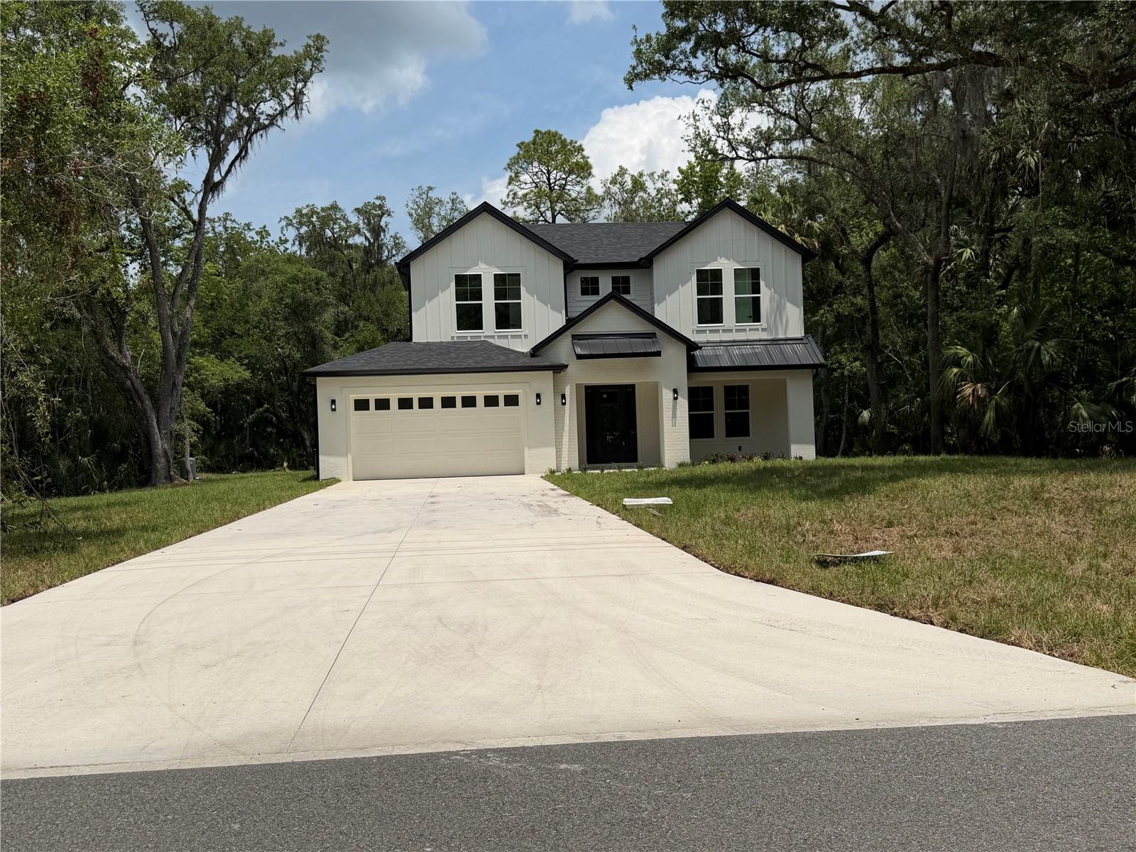 1602 Lake Harney