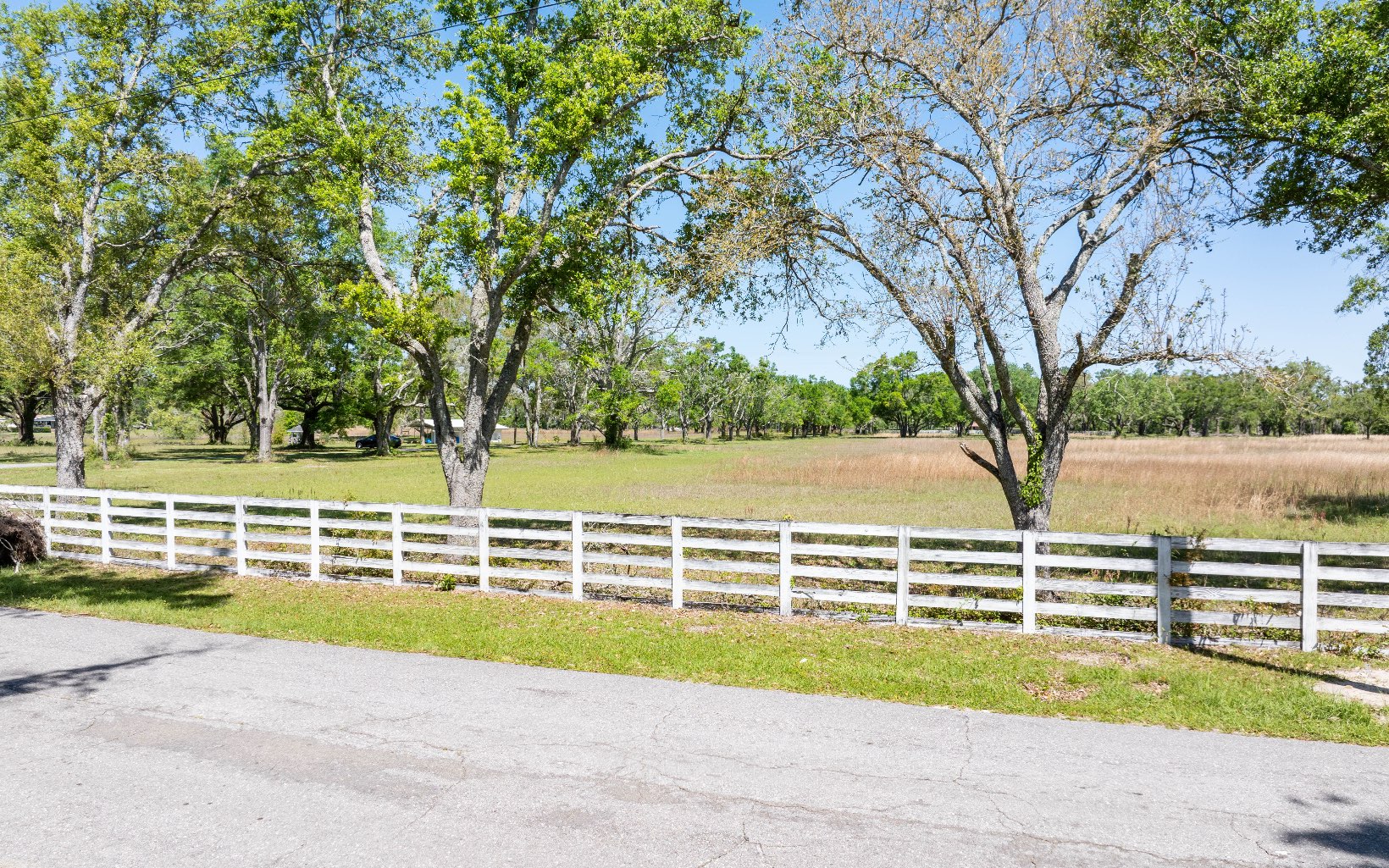 444-1 SE Bisbee Loop