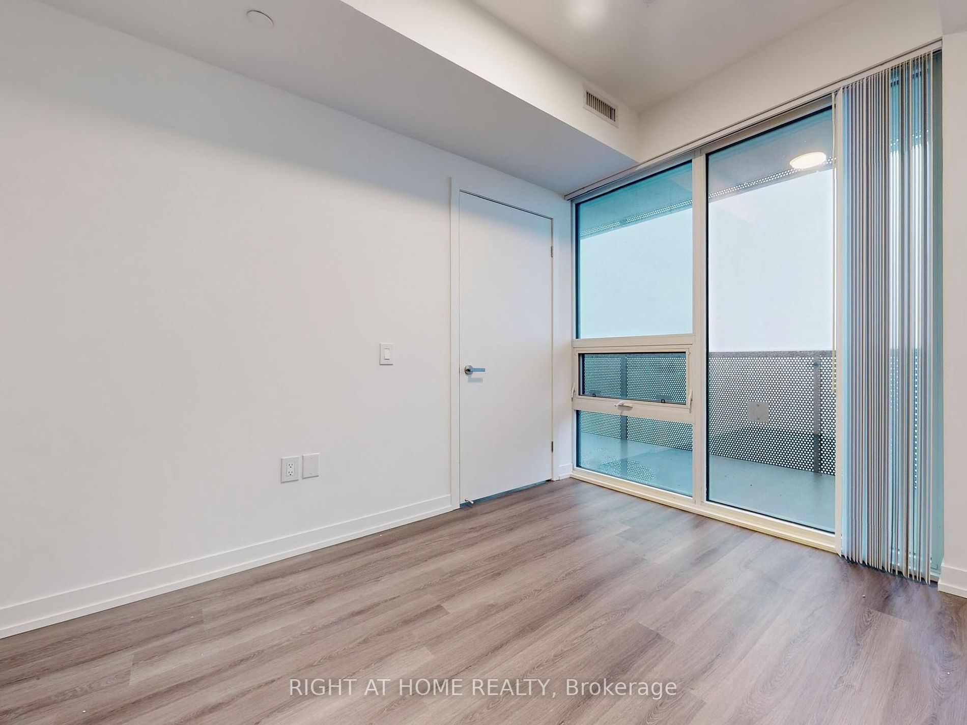 138 S Downes St 7207