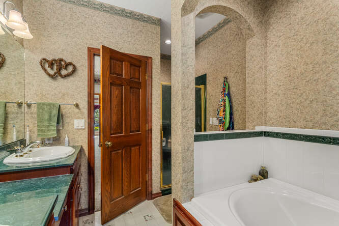 1174 County Road 2500