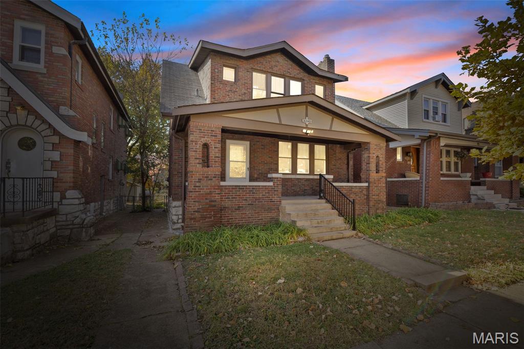 4240 Ellenwood Avenue