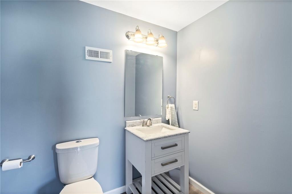 4004 NW 94th Terrace