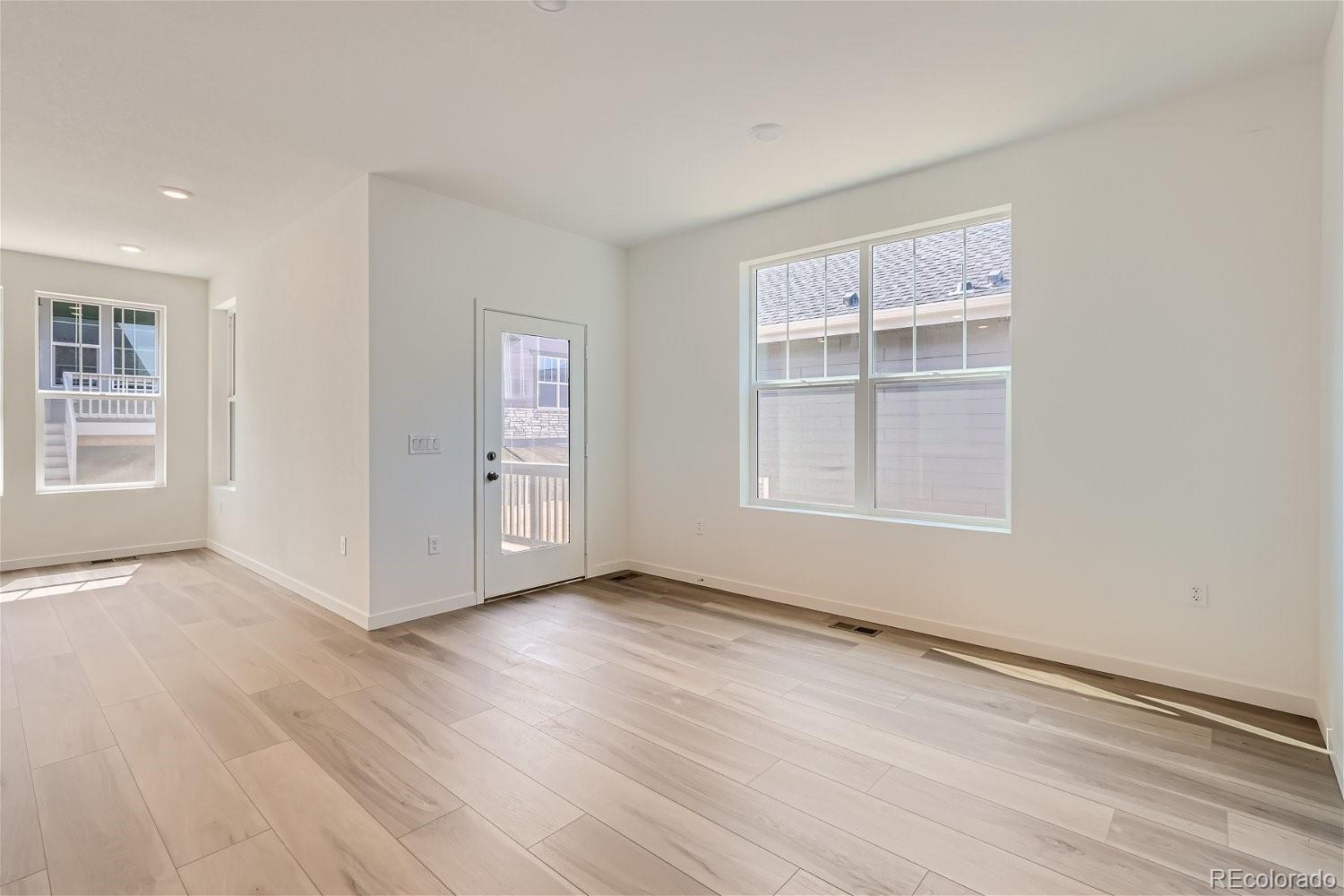 5164 N Quemoy Street