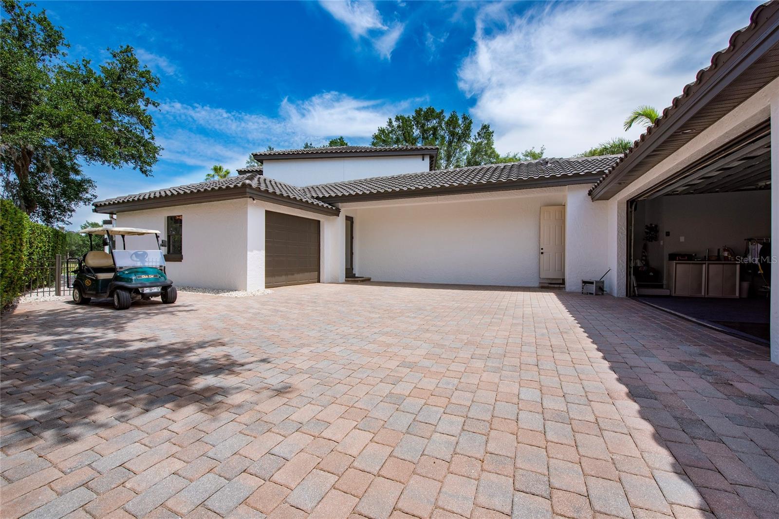 6221 Blakeford Drive