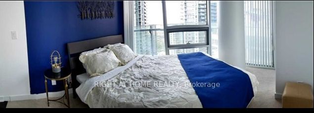 14 York St 1208