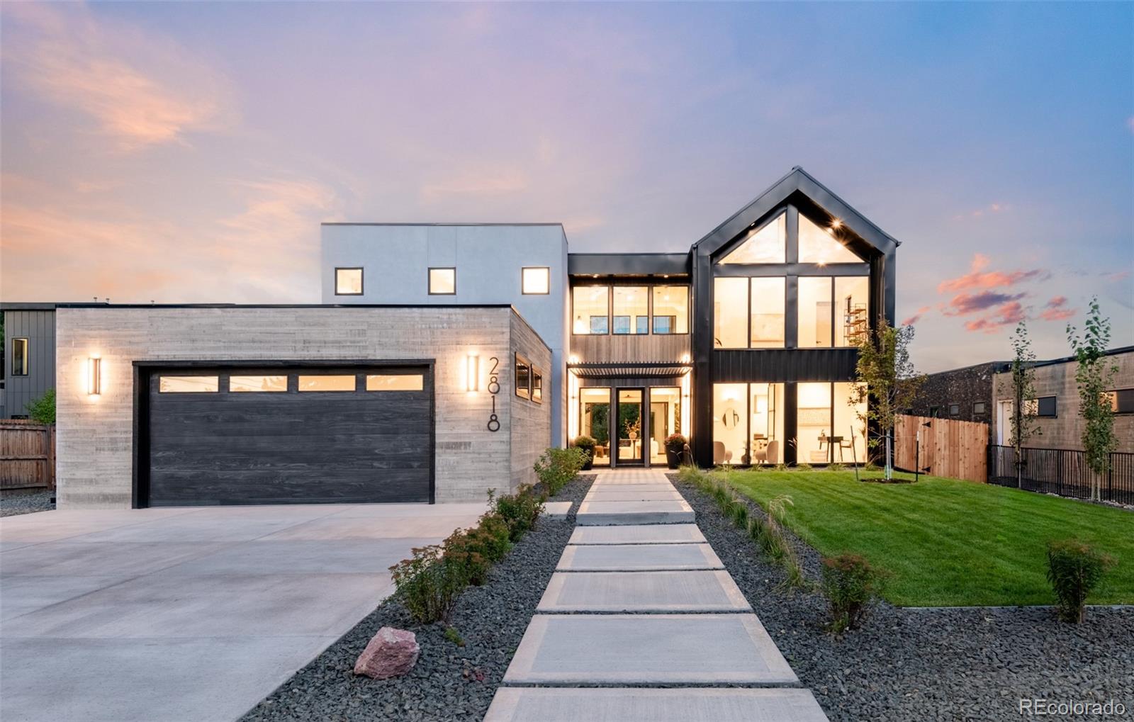 2818 N Teller Street