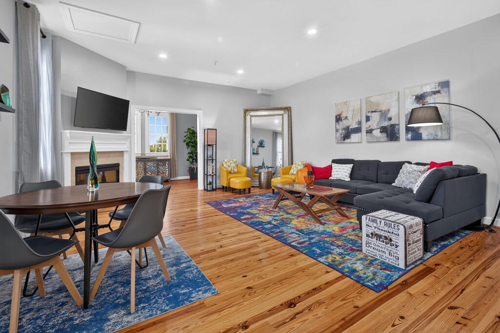 11 Park Row 288 C