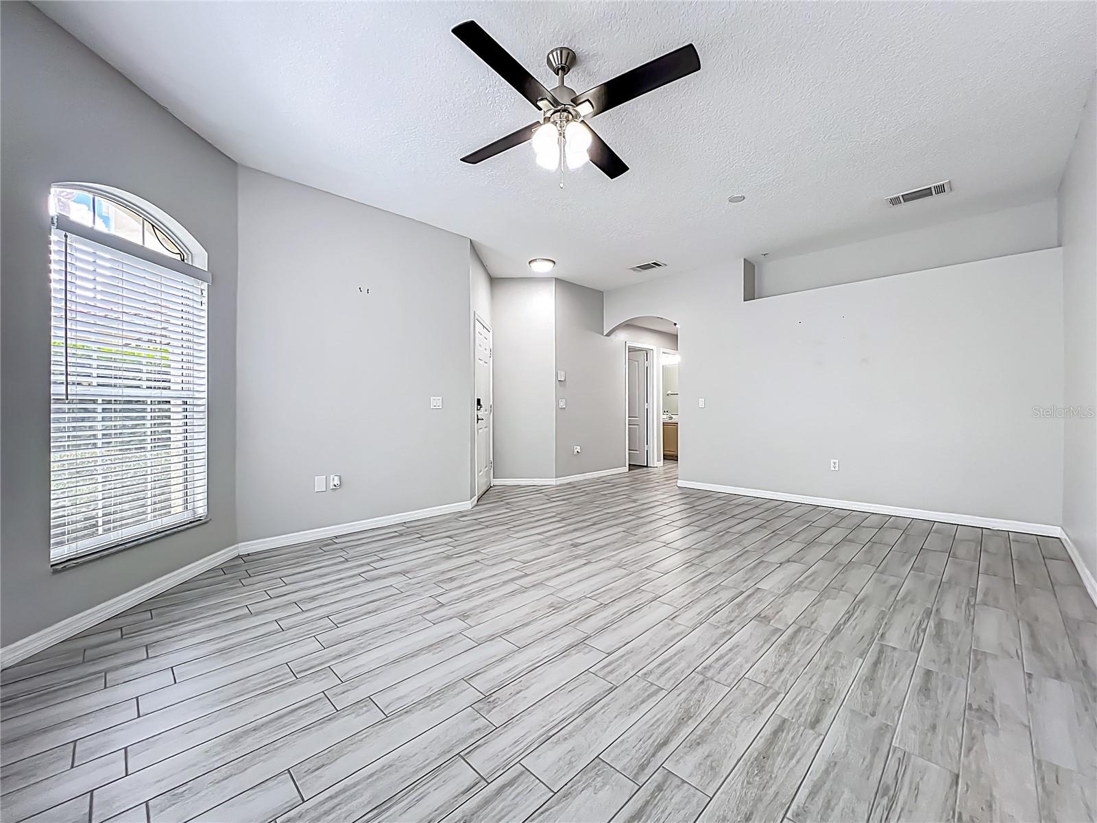 671 Sandy Neck Lane 102