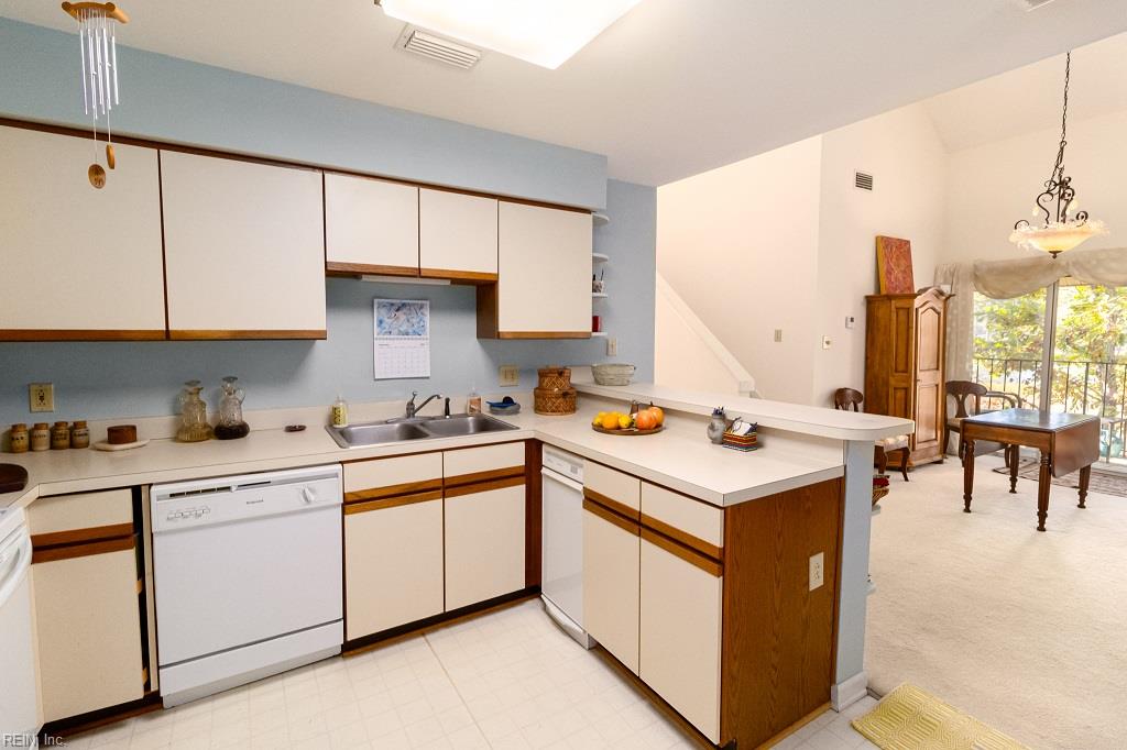 393 River Forest Road