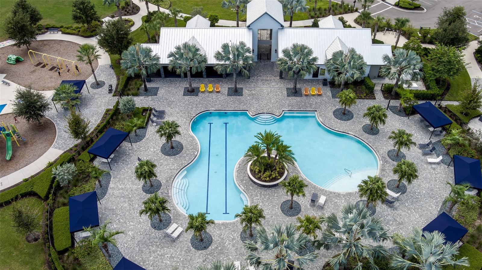 9144 Royal River Circle