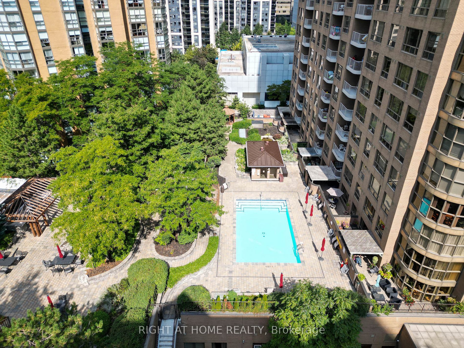 100 Upper Madison Ave 304