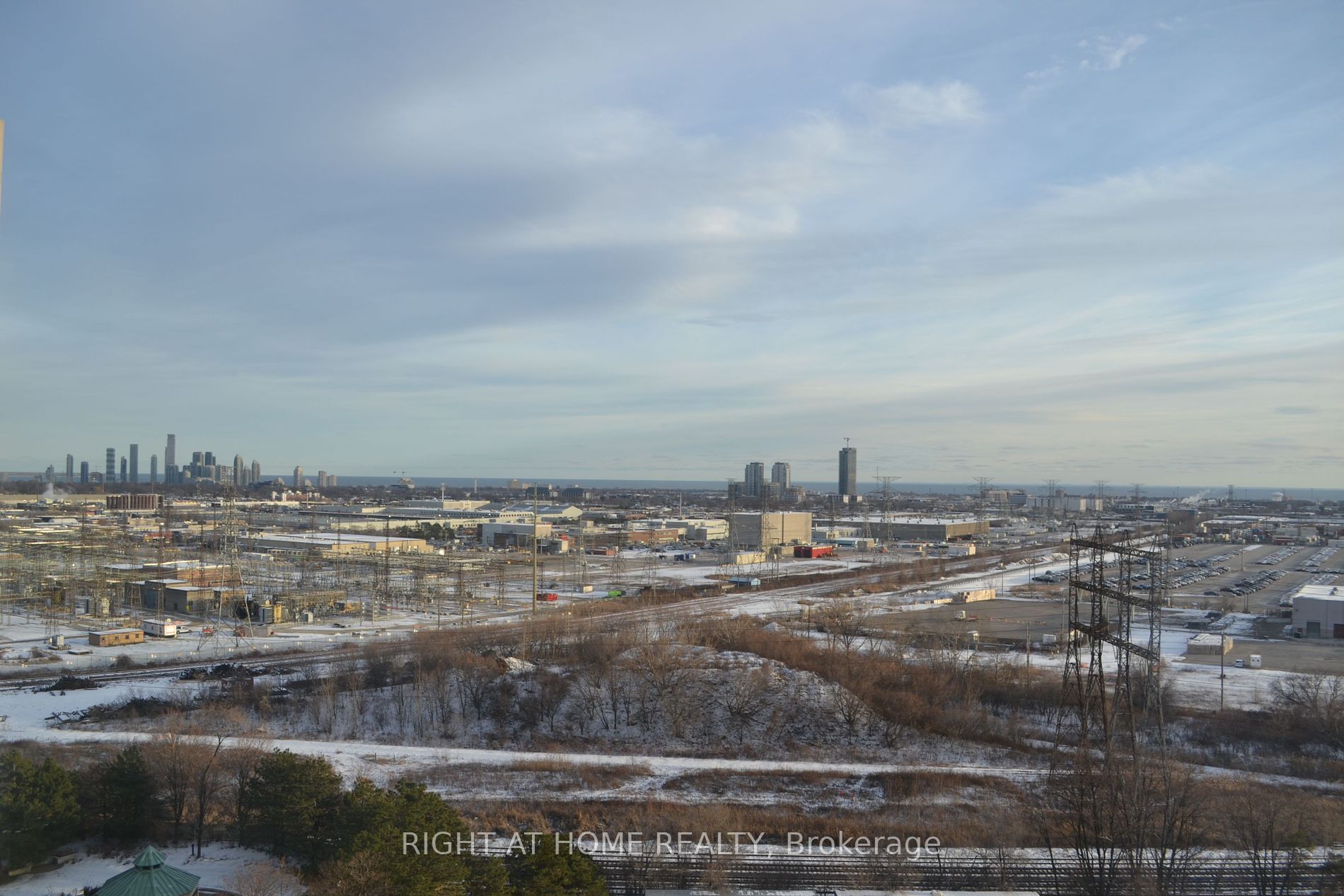 30 Samuel Wood Way 1208