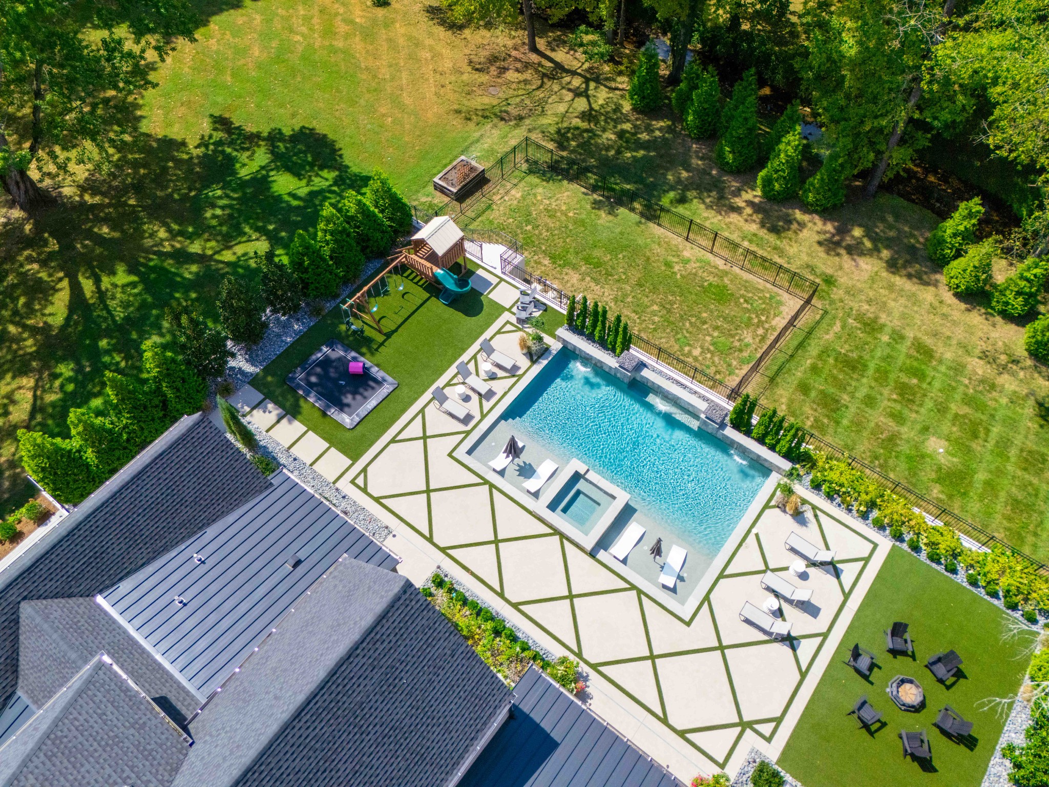 1311 Parker Pl