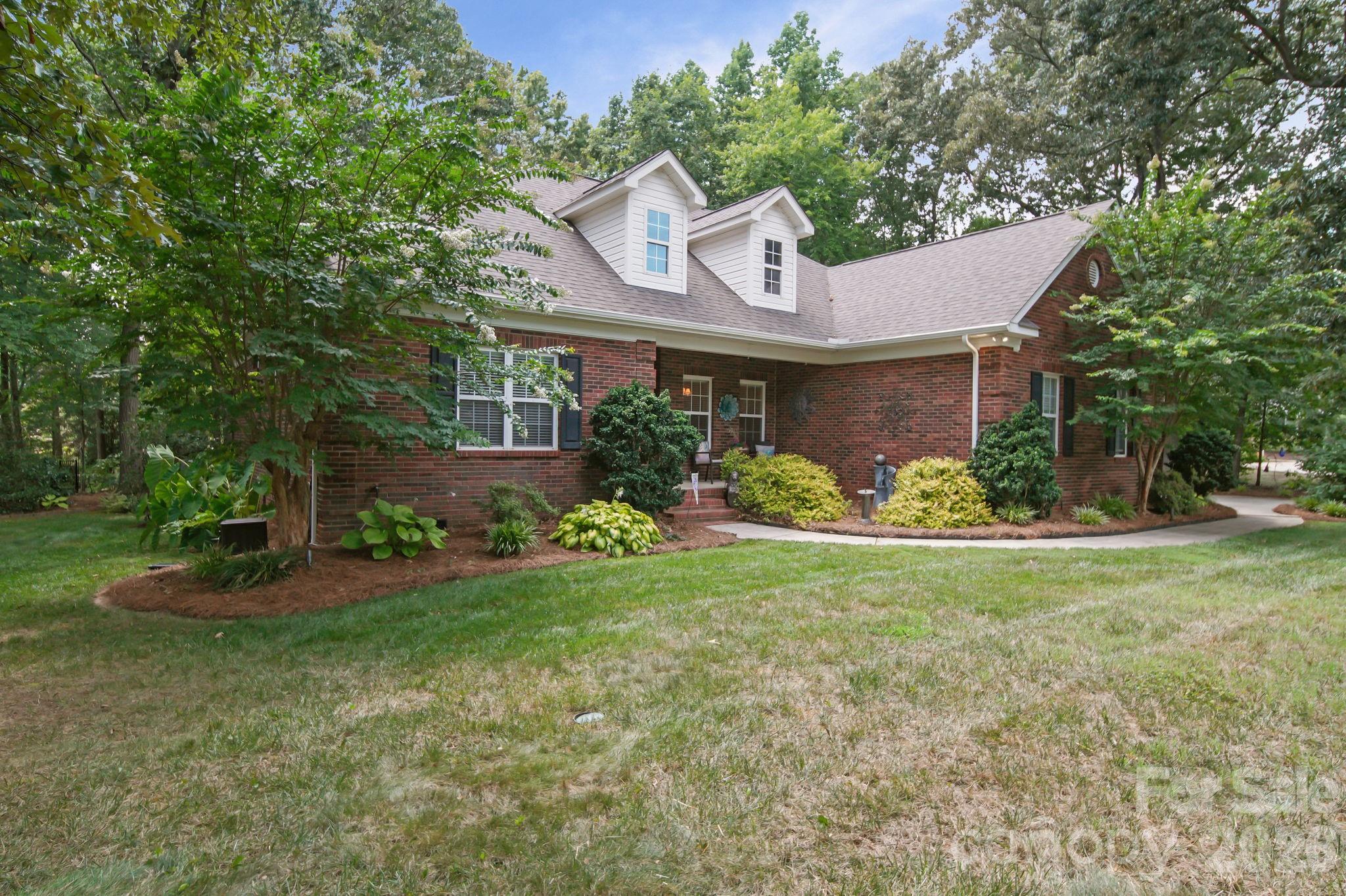 2905 Telefair Lane