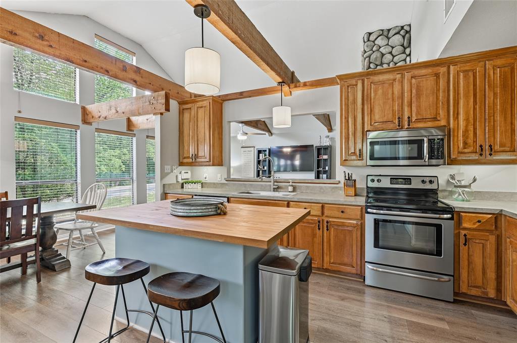 5 Juanita Drive