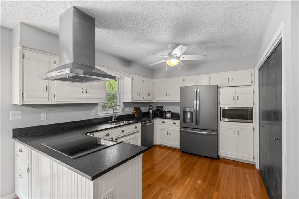 7010 N Wheaton Avenue