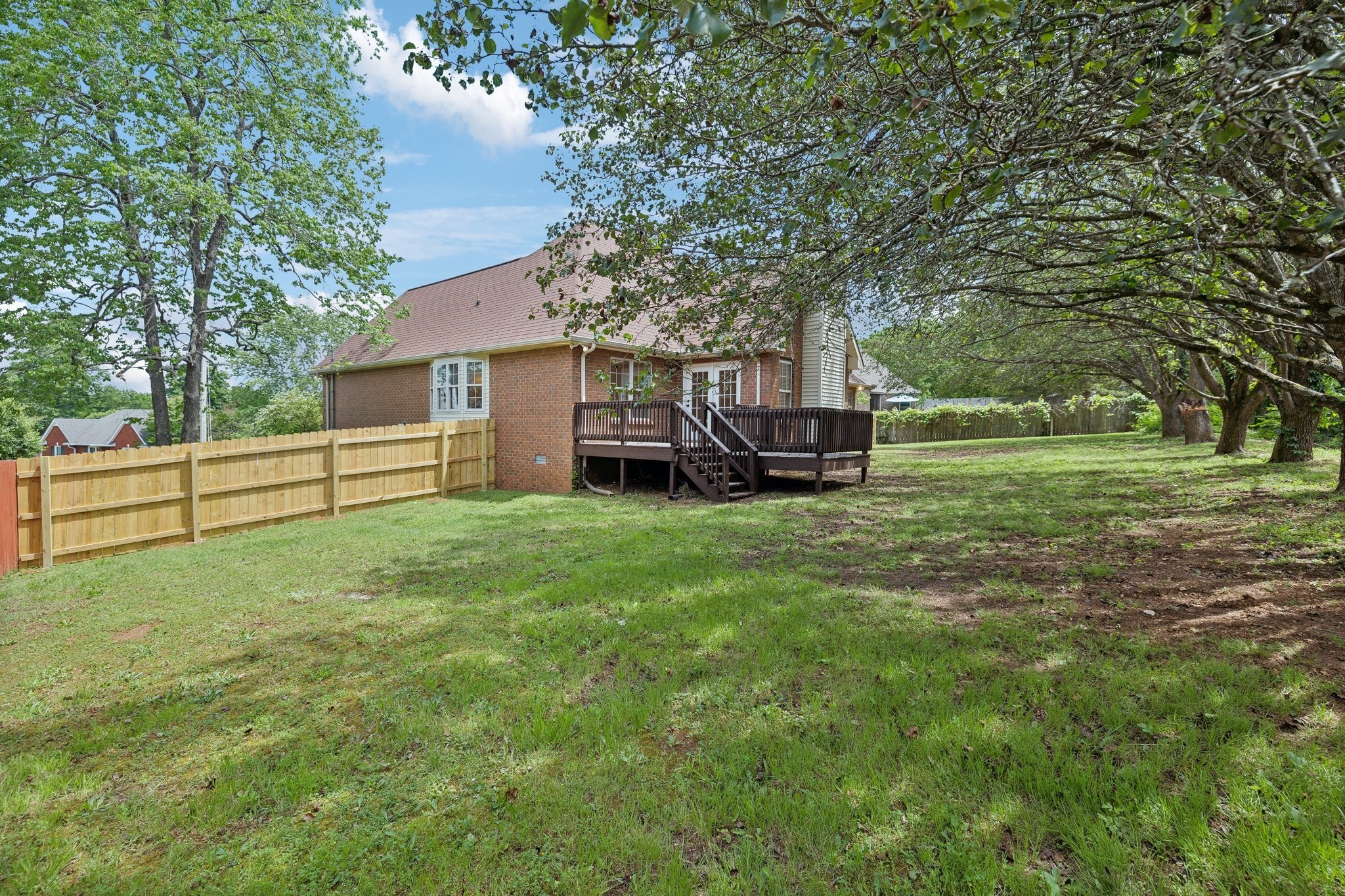 319 Shadowood Dr