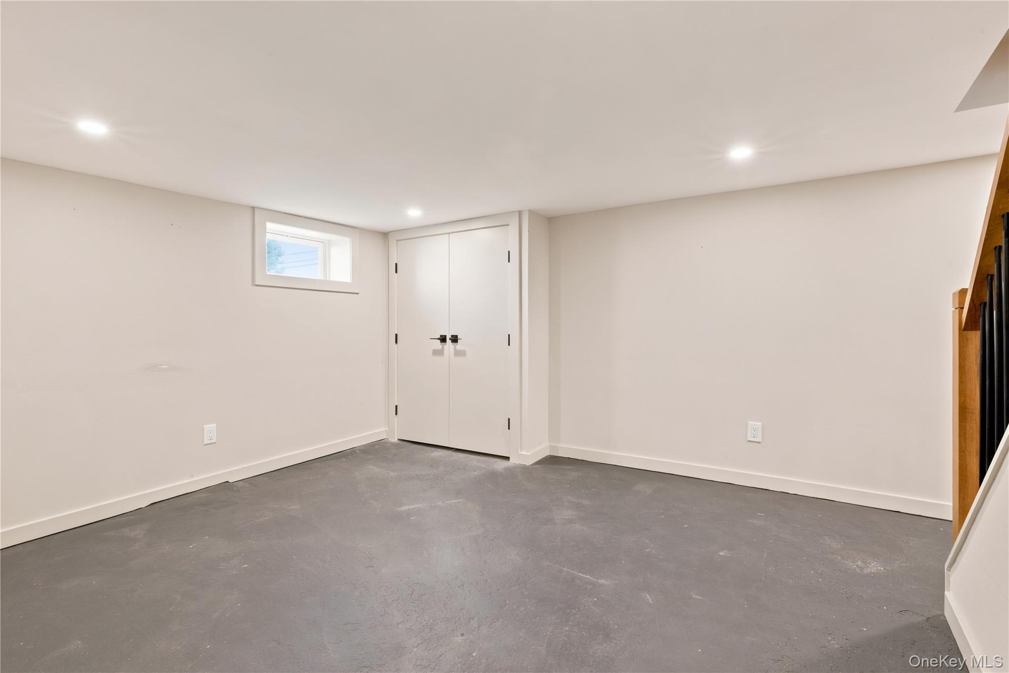 2693 Fox Road
