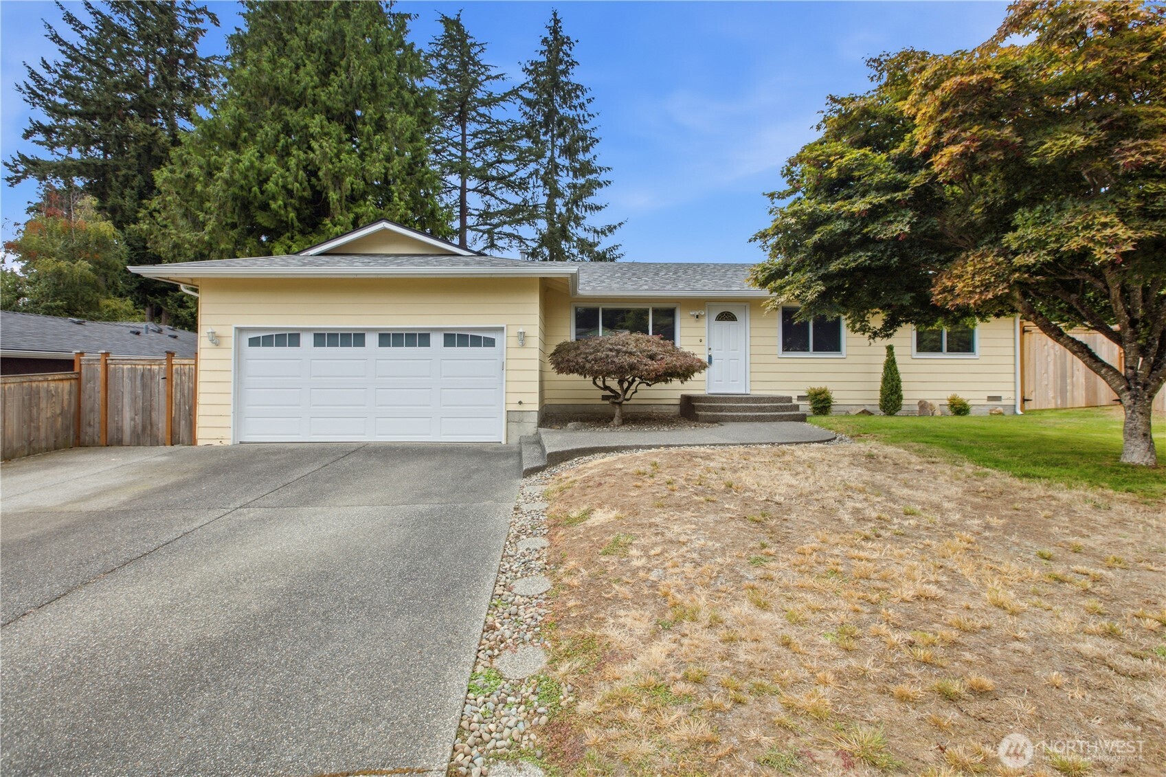 Well maintained 3 bedroom, 1,290 sq ft rambler on a cul de sac in the Fairwood area of Renton. The kitchen features an eating bar, while the family room offers a gas fireplace with brick surround and built in desk area, laundry area with plenty of built in cabinetry for storage, and the bathroom has been updated. Heat pump provides A/C for year round comfort. The fully fenced backyard offers space to relax with mature landscaping for added privacy, a very nice entertaining deck, swim spa and half court sports court. The attached 2 car garage provides plenty of storage. Conveniently located close to Boulevard Lane Park, and the Soos Creek Trail. Just minutes from Fairwood Shopping Center, Fred Meyer, Valley Medical Center and Hwy 405 just minutes away. Kent Schools and within walking distance to Meeker Middle School. A fantastic opportunity in a sought after location.  Seller to give $1500 credit at closing for new stove/cooktop & dishwasher.