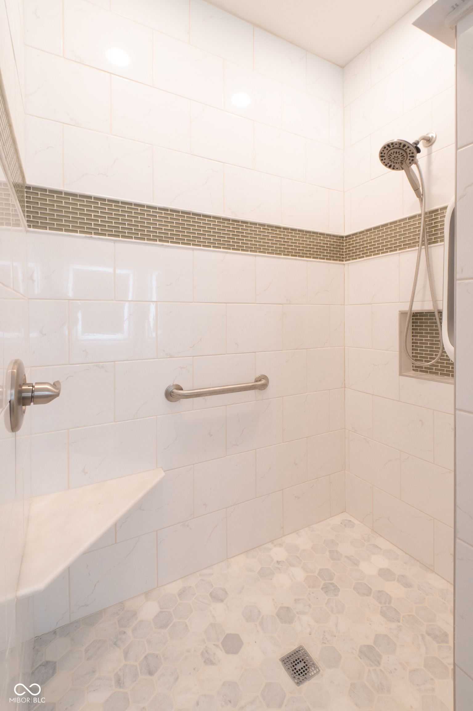 1701 Pathway Drive N