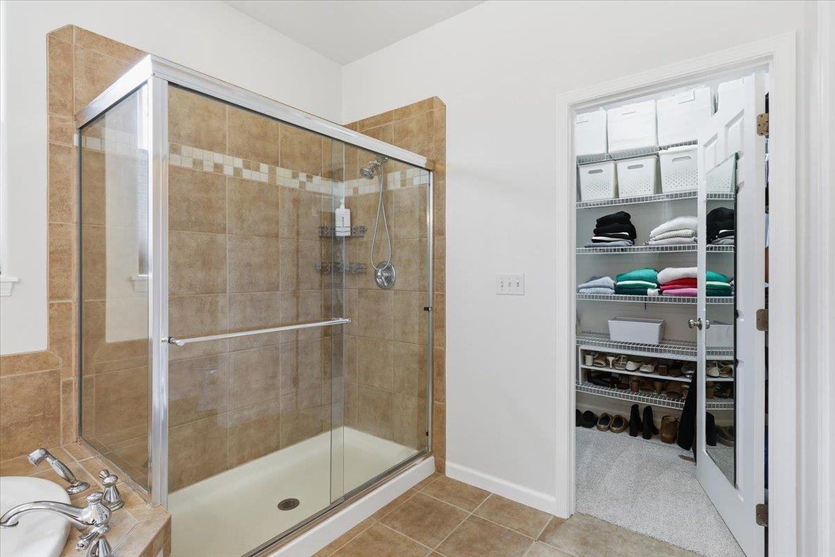 17405 E Morningside Ln