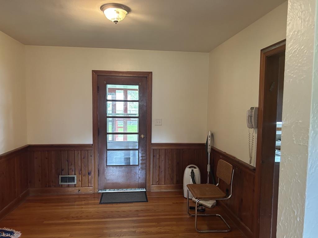 5214 Sweetbriar Circle