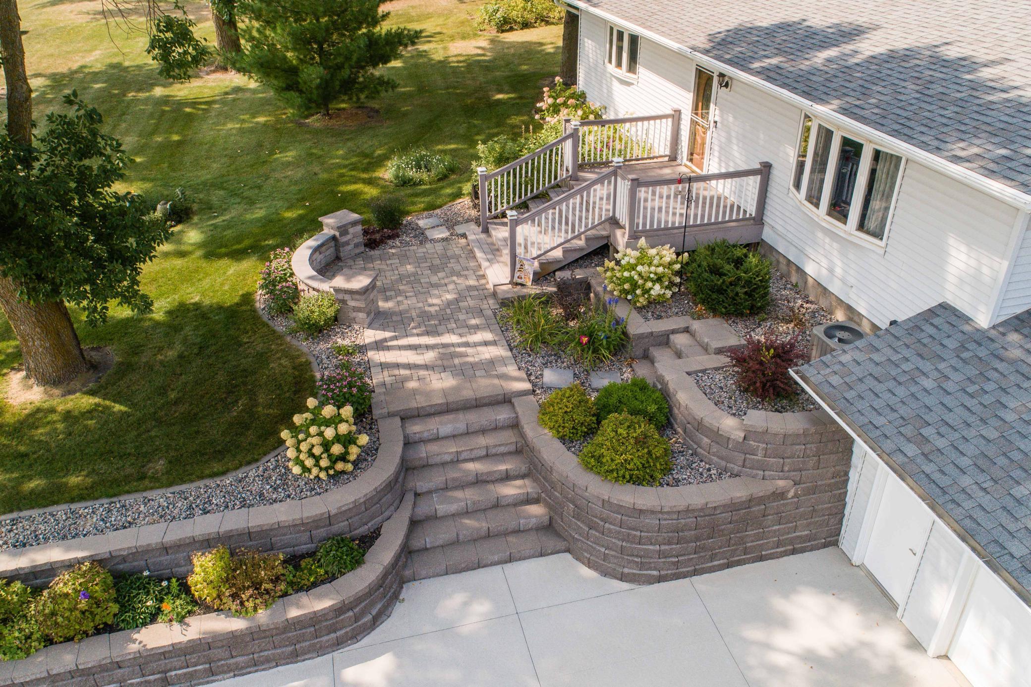 23490 Cottonwood Lane