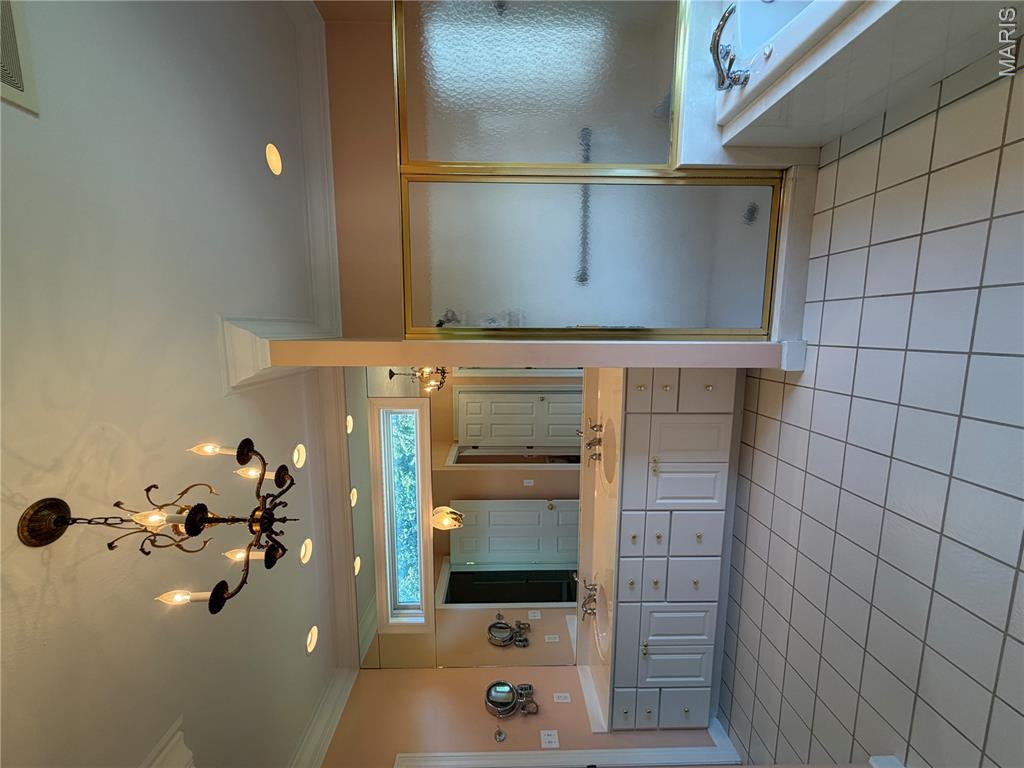 17 Orchard Point Road