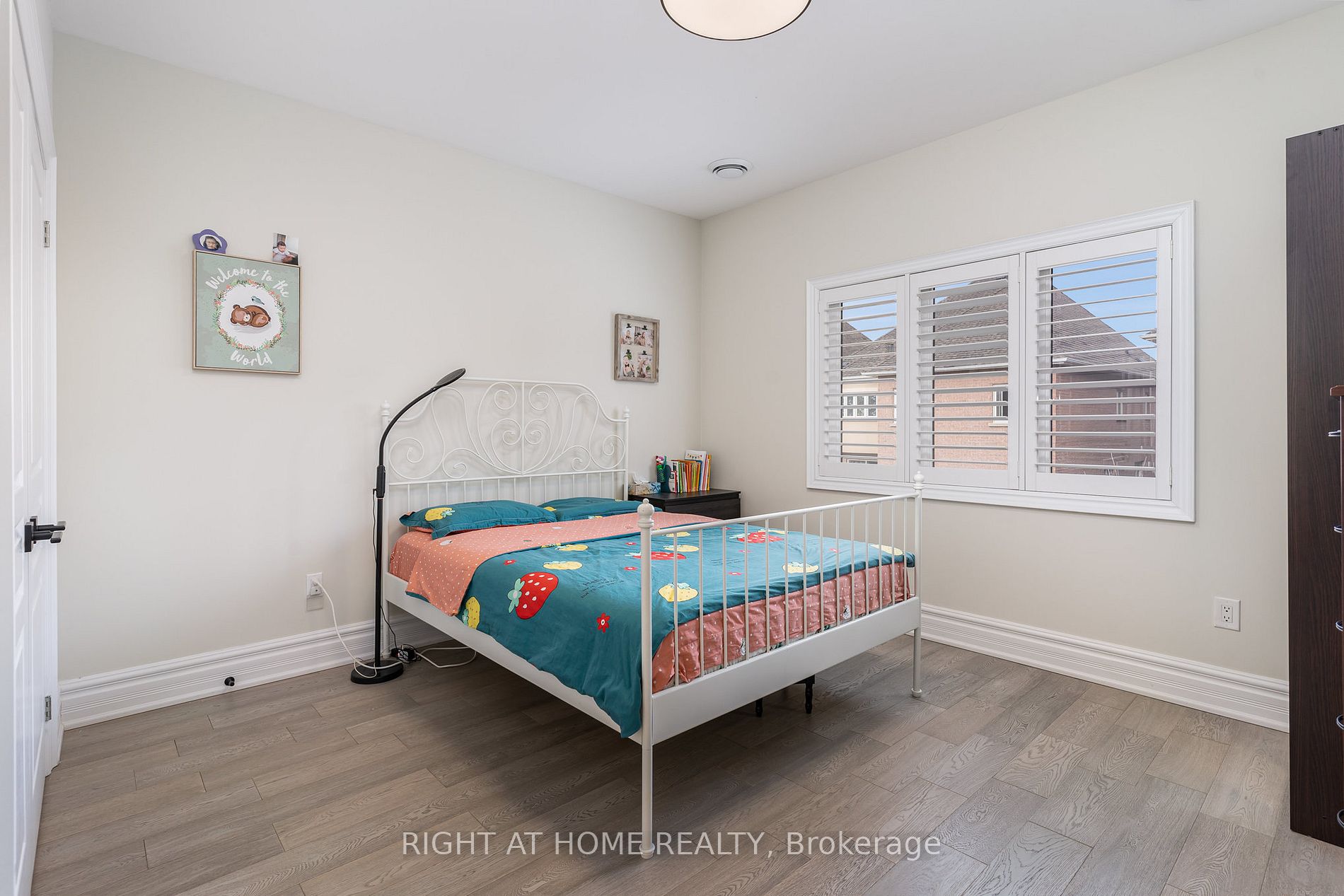 185 Cook's Mill Cres