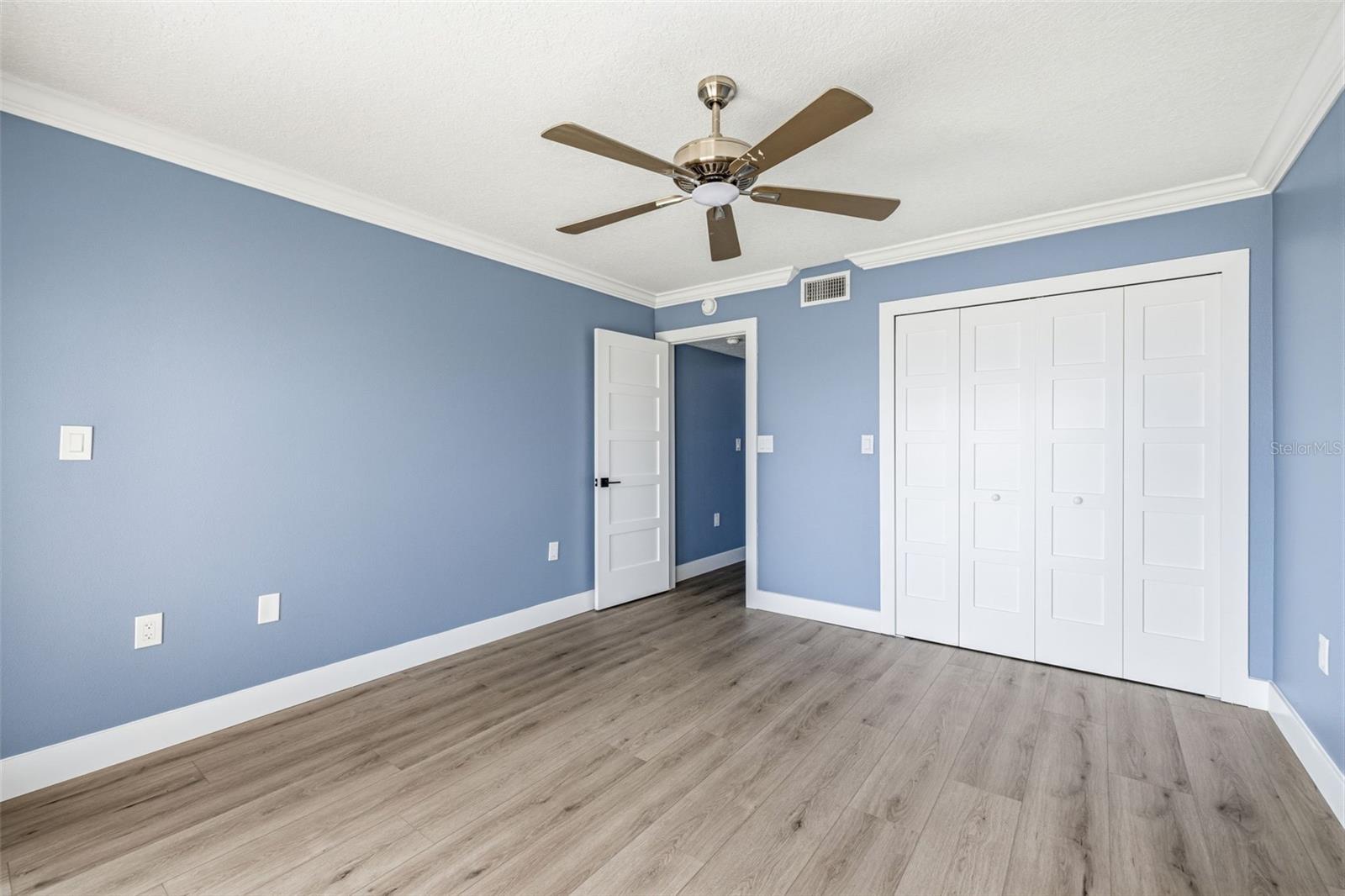 7520 Sunshine Skyway Lane S T22