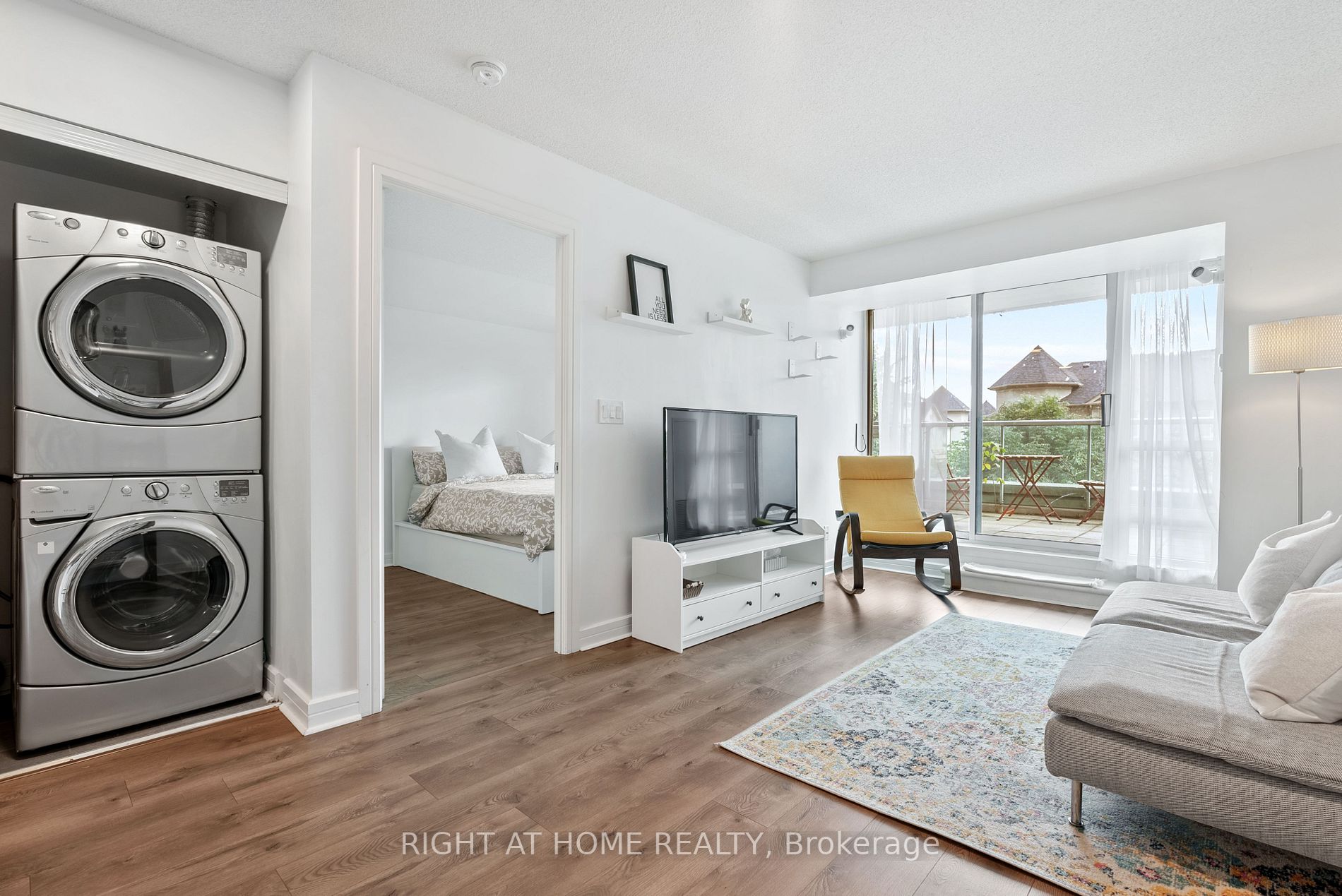 16 Harrison Garden Blvd 209