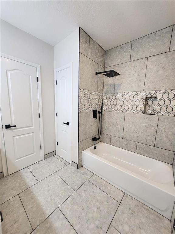 1411 NE 85th Terrace