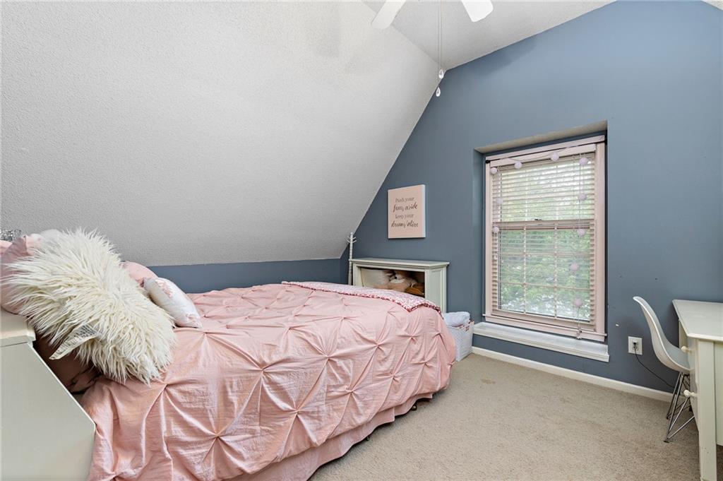 9407 W 124th Terrace