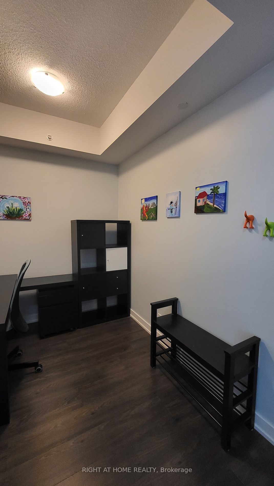 2200 W Lakeshore Blvd 612