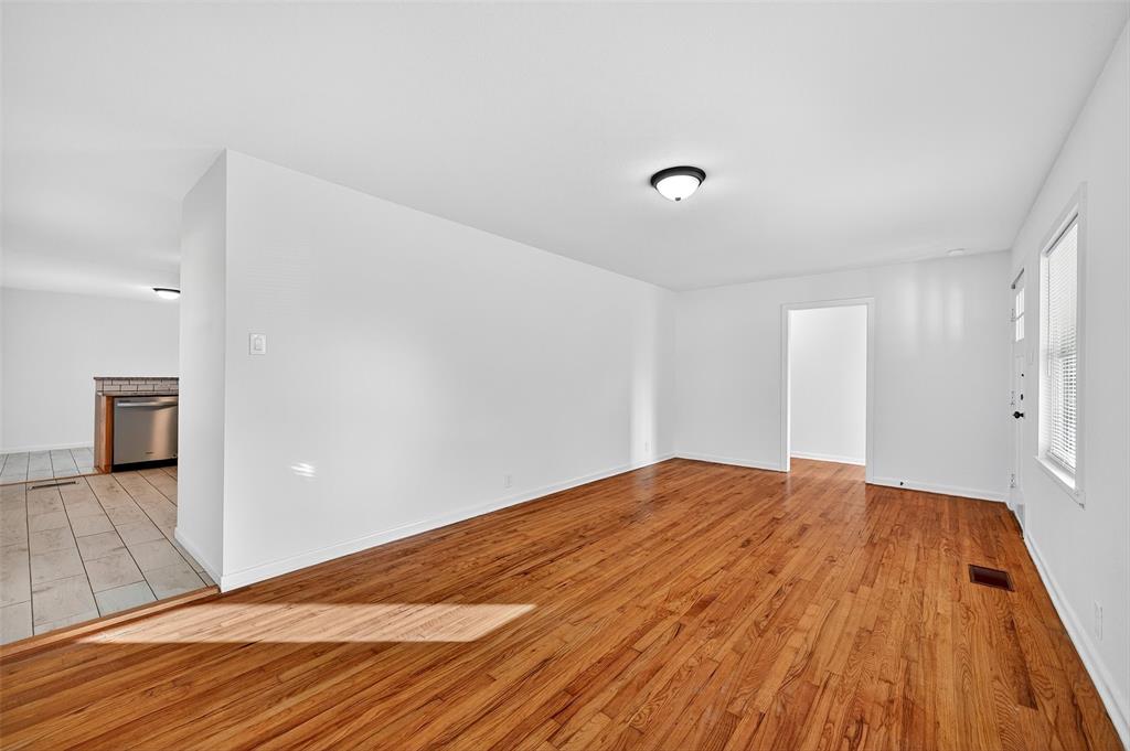 409 W Burton Street