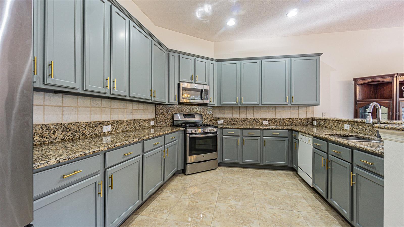 4106 Imperial Eagle Drive