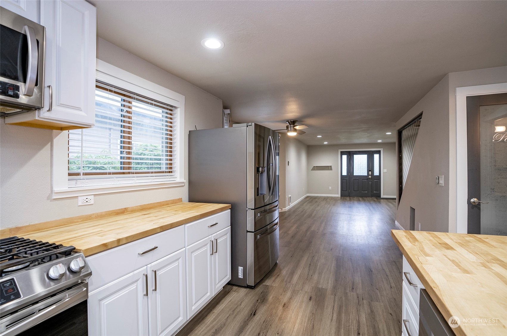 1017 E 59th