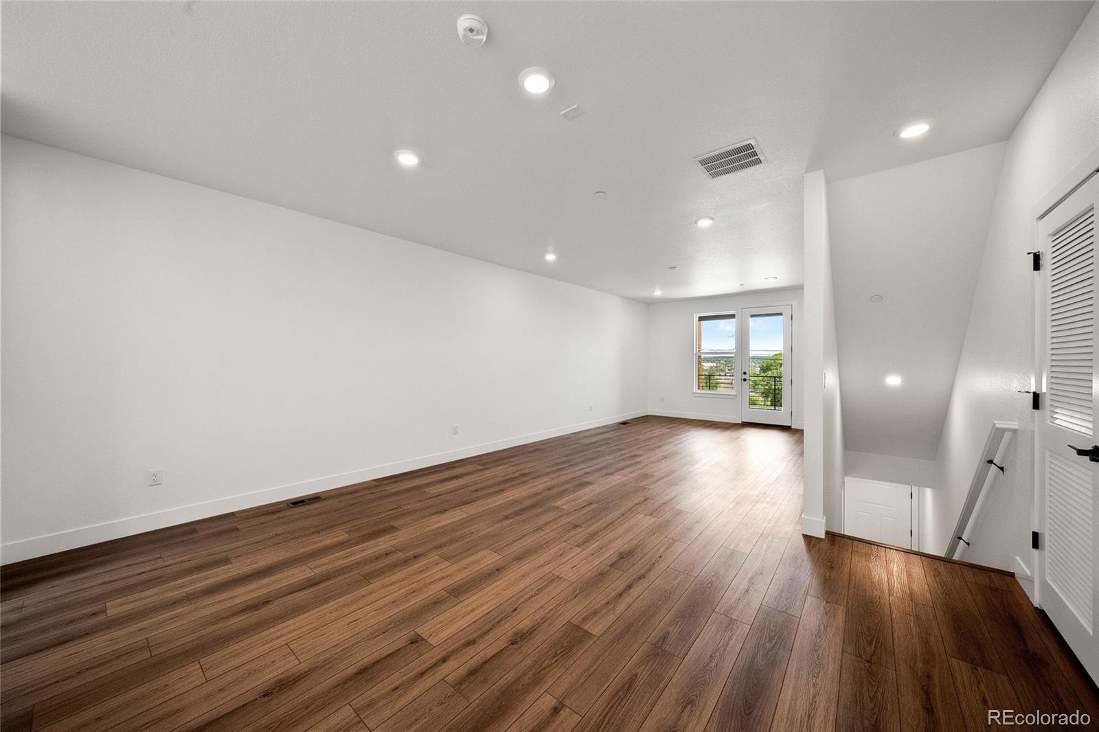 2906 W 56th Avenue