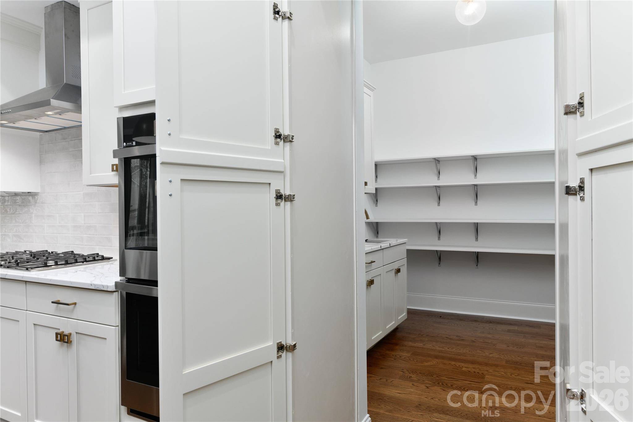 3874 Hickory Highway