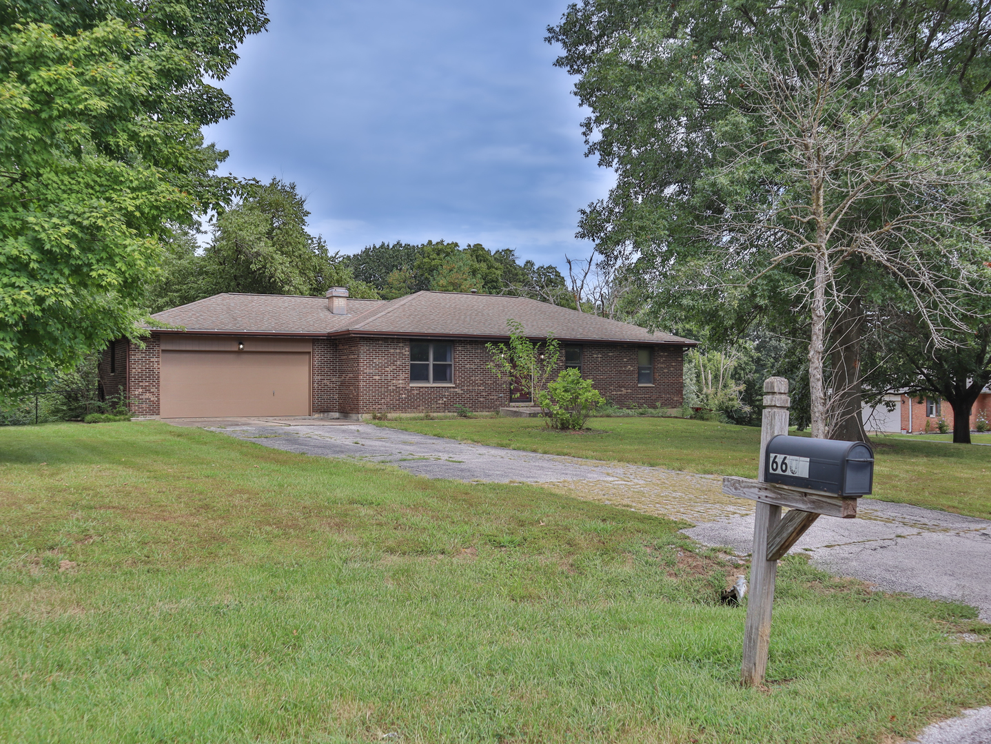 6607 Oak Ridge Lane