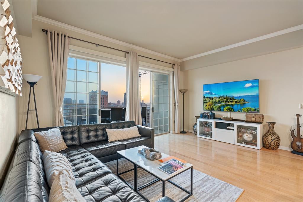 3225 Turtle Creek Boulevard 1420