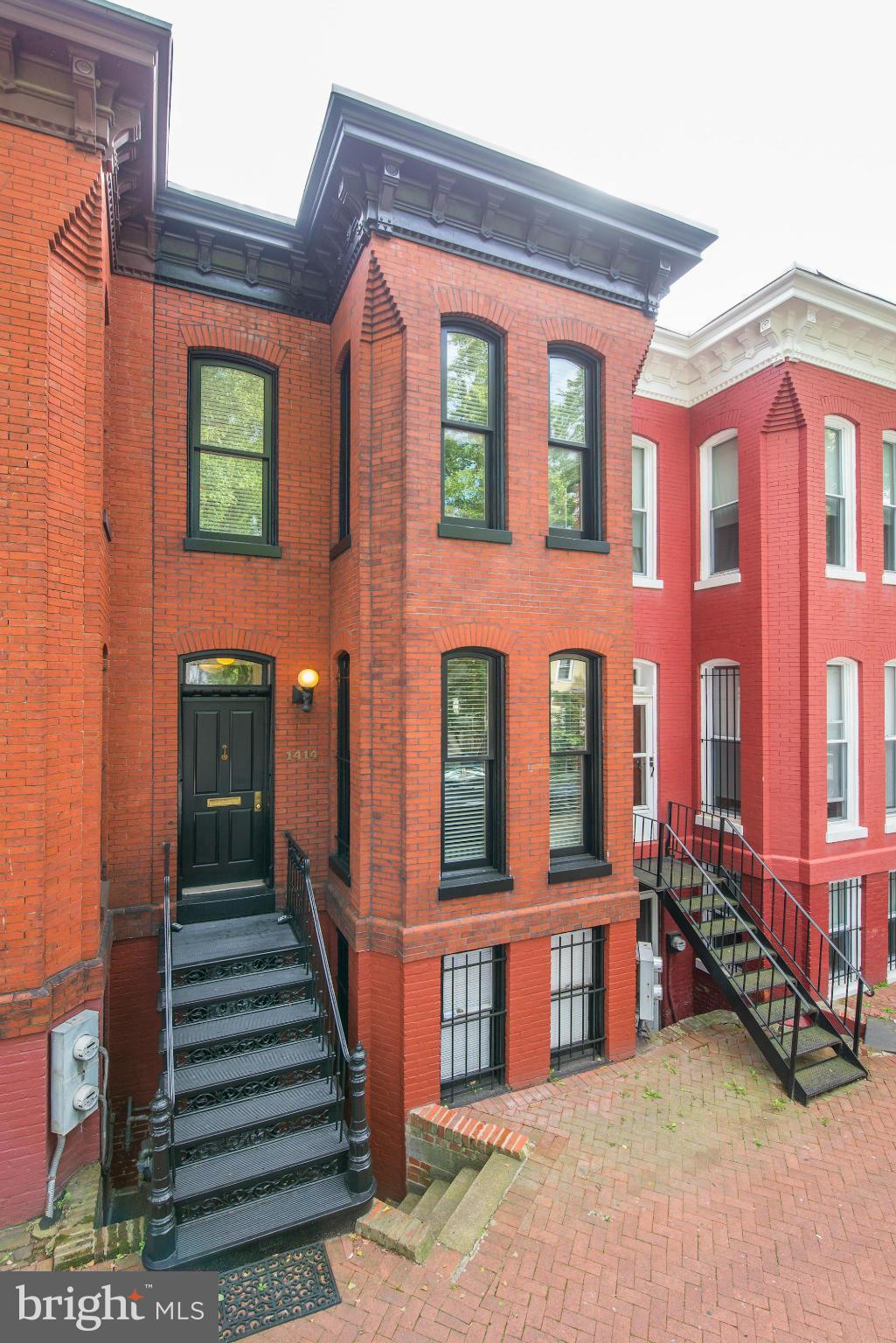 1414 Swann St NW  