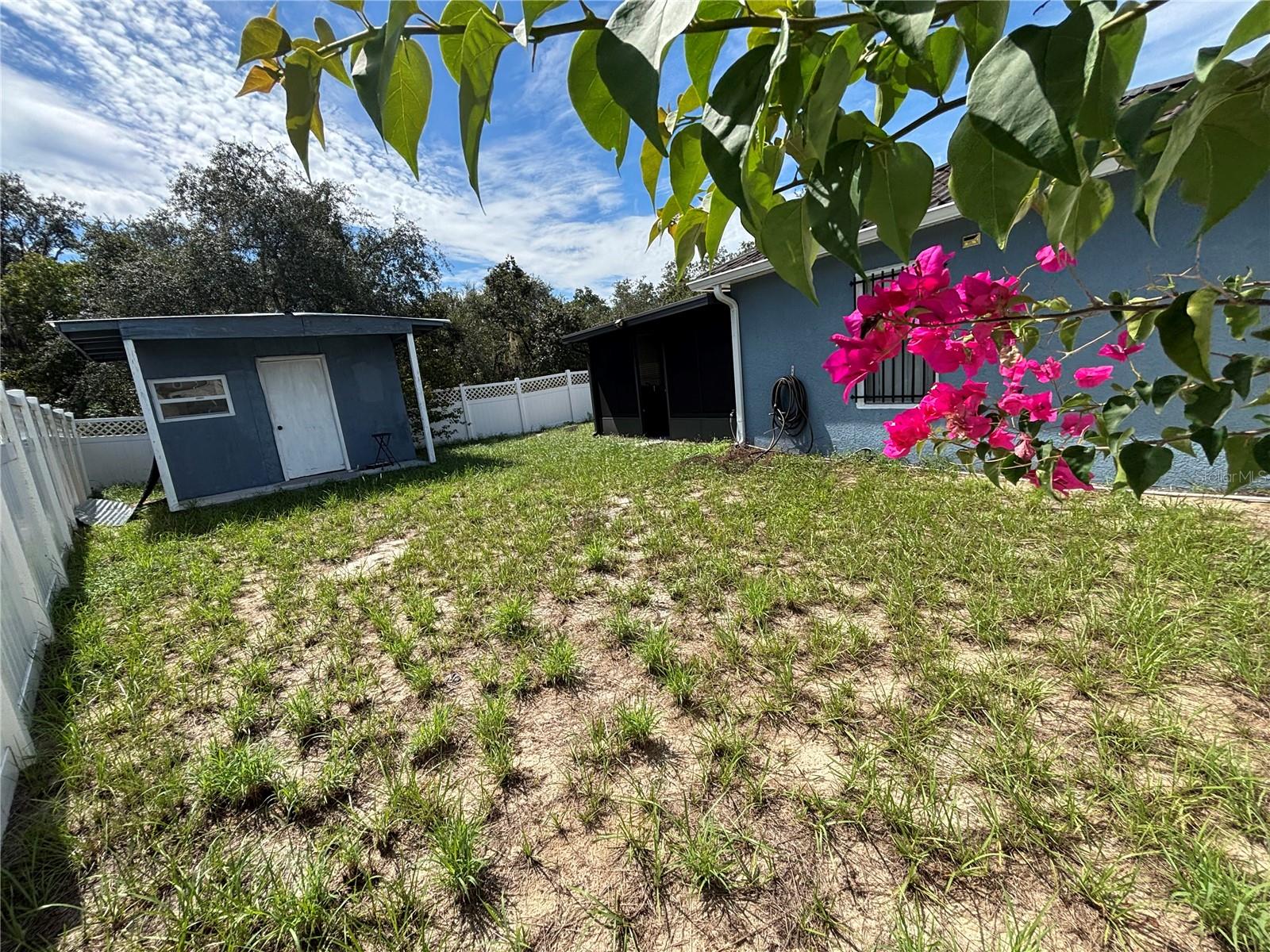 1433 Sarasota Drive