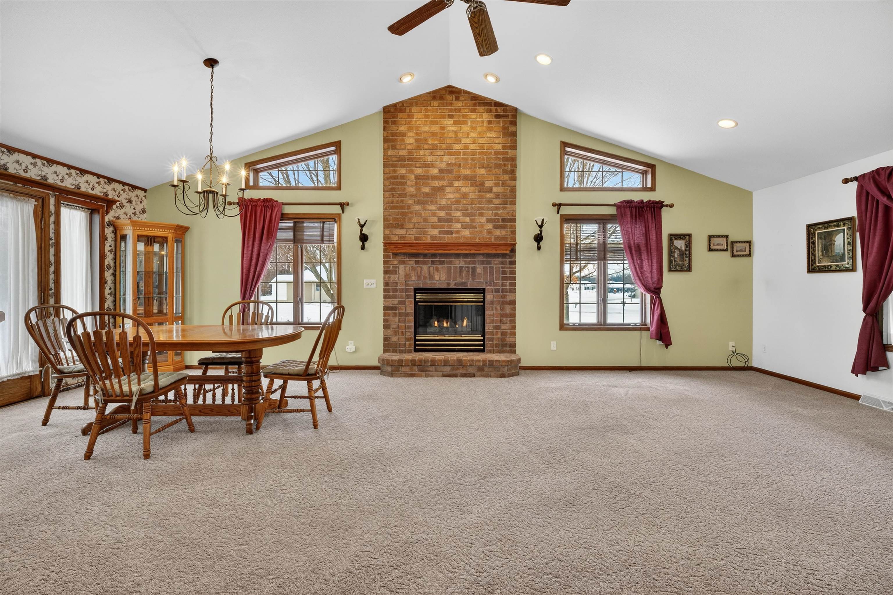 885 Driftwood Drive