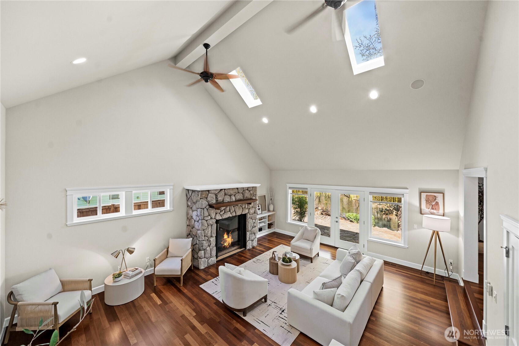 11028 E Riverside Drive