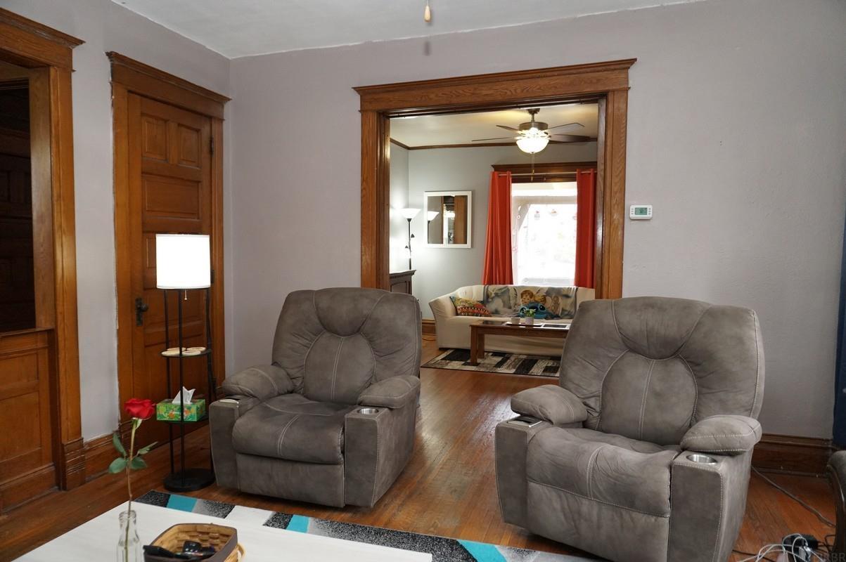 1420 Clark St Street