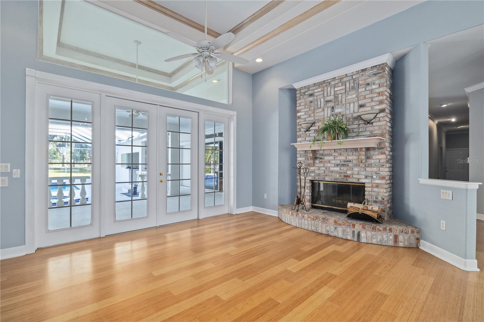 405 Chastain Road